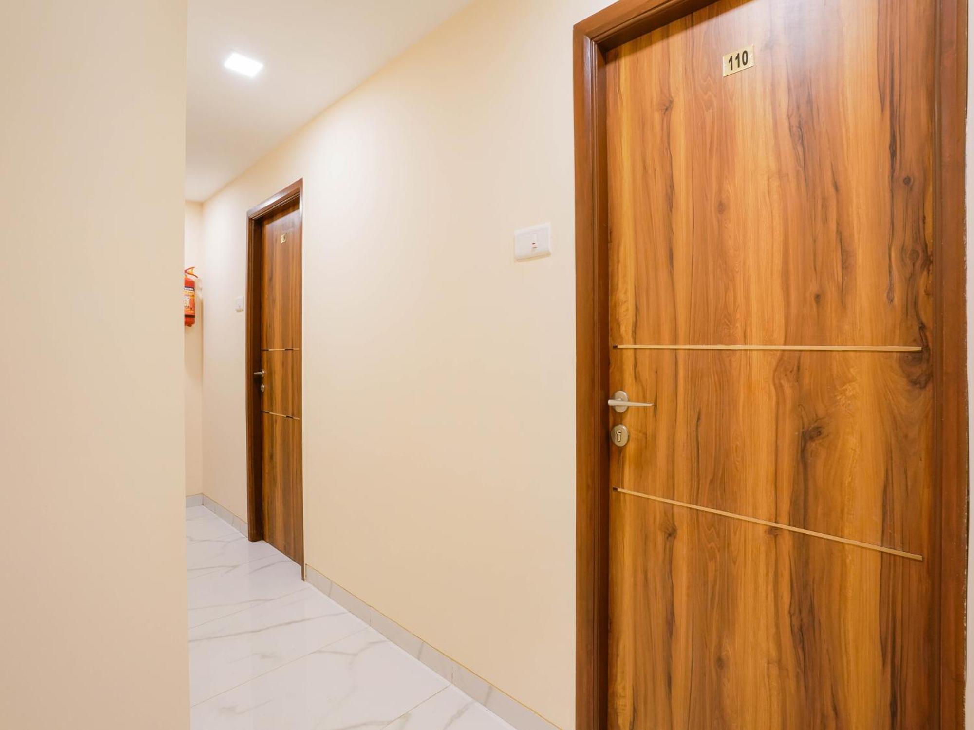 Hotel O King Residency Near Bharat Talkies Mumbai Exterior foto