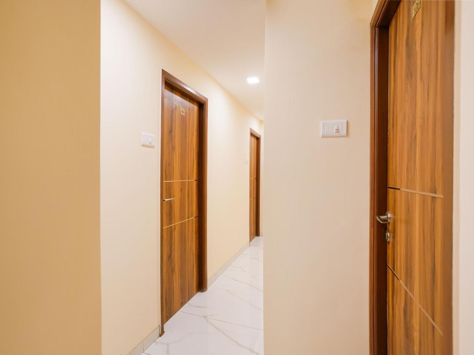 Hotel O King Residency Near Bharat Talkies Mumbai Exterior foto